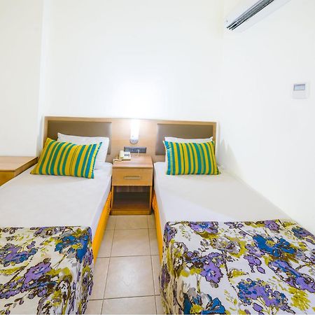 בלדיבי Hotel Sumela Garden מראה חיצוני תמונה