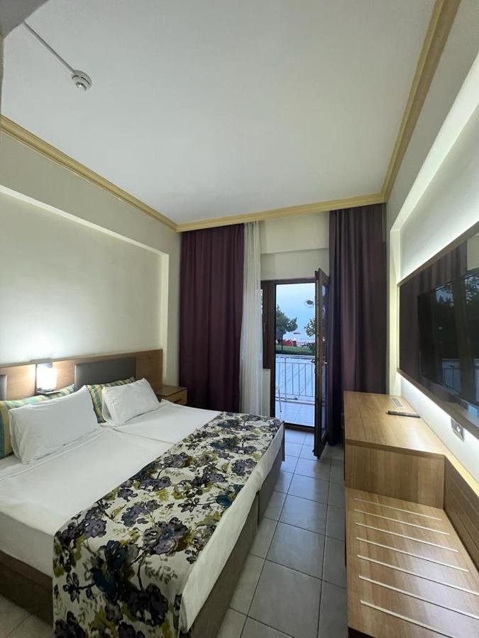 בלדיבי Hotel Sumela Garden מראה חיצוני תמונה