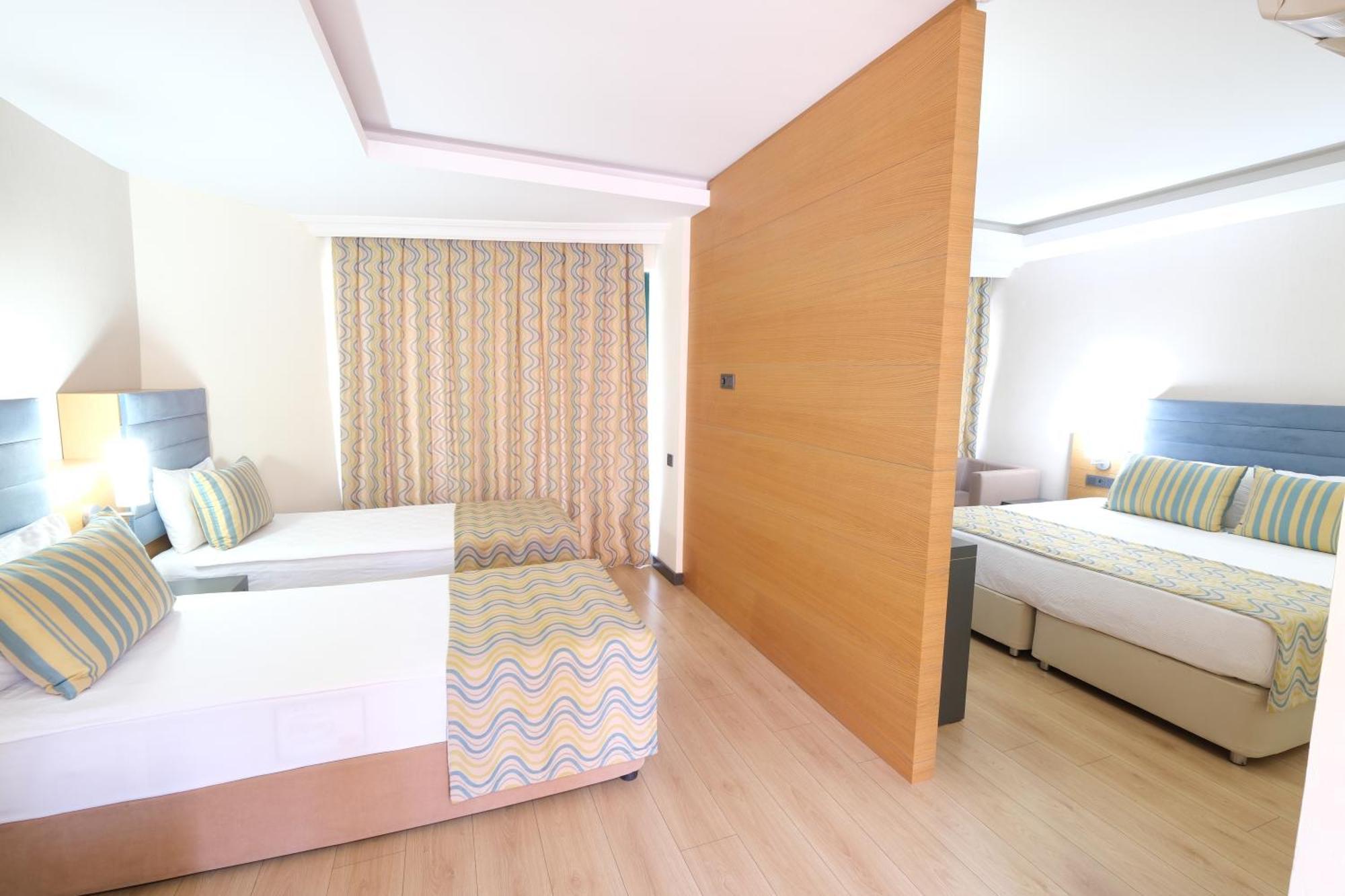 בלדיבי Hotel Sumela Garden מראה חיצוני תמונה
