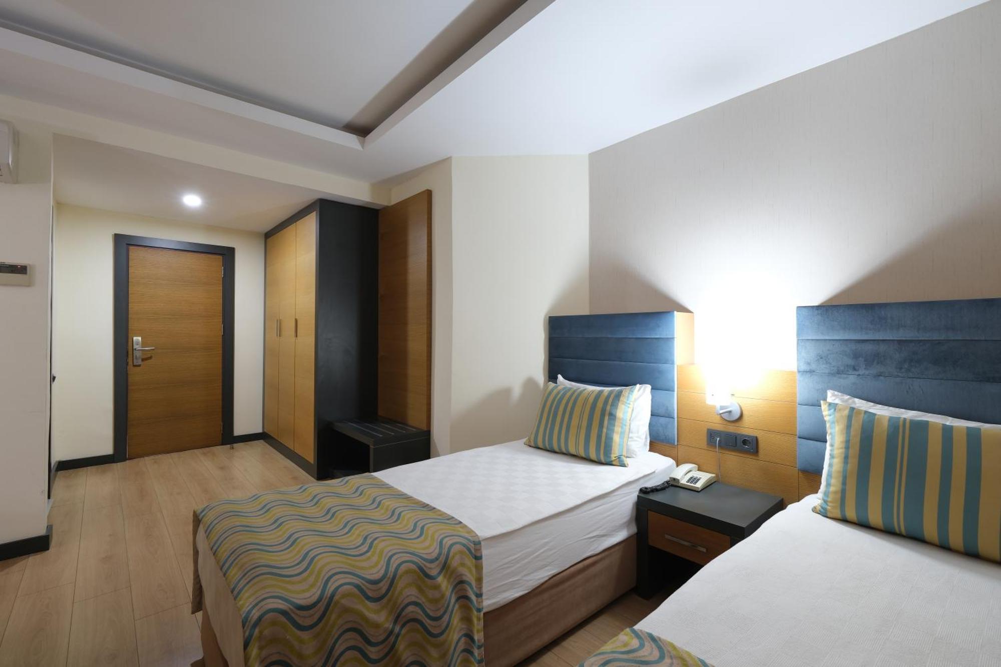 בלדיבי Hotel Sumela Garden מראה חיצוני תמונה
