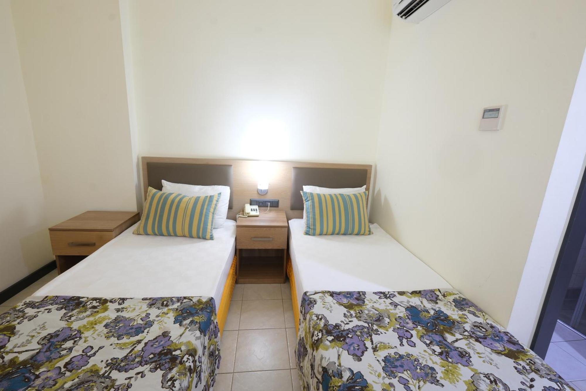 בלדיבי Hotel Sumela Garden מראה חיצוני תמונה