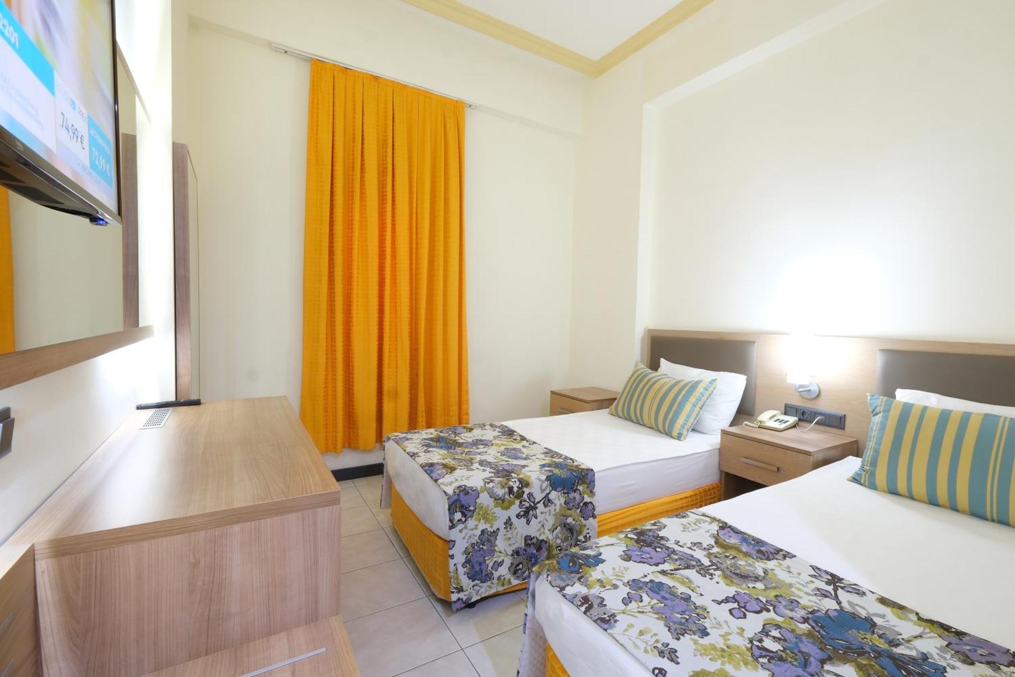 בלדיבי Hotel Sumela Garden מראה חיצוני תמונה
