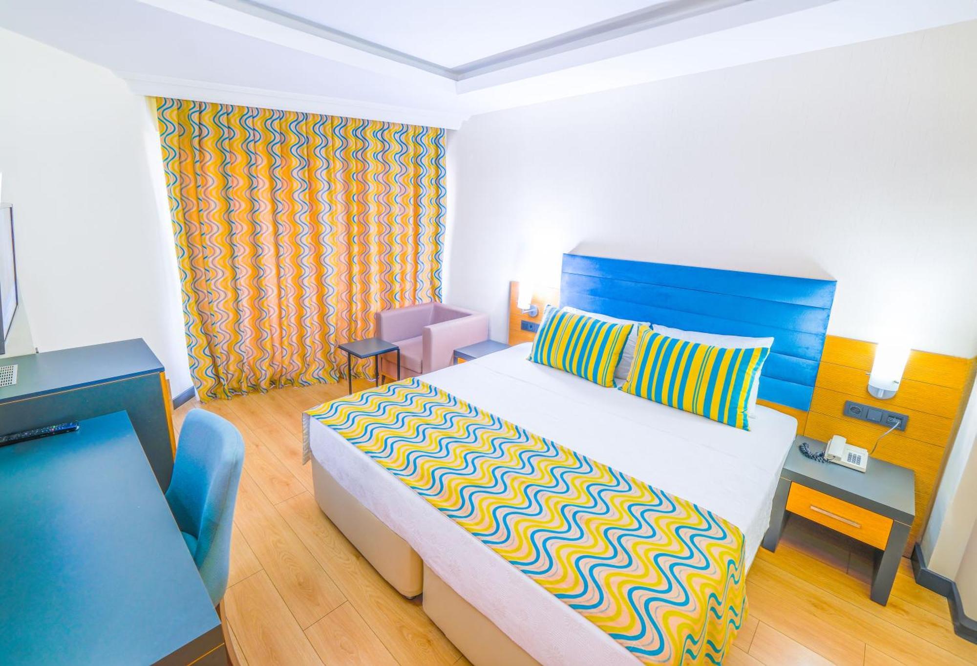 בלדיבי Hotel Sumela Garden מראה חיצוני תמונה