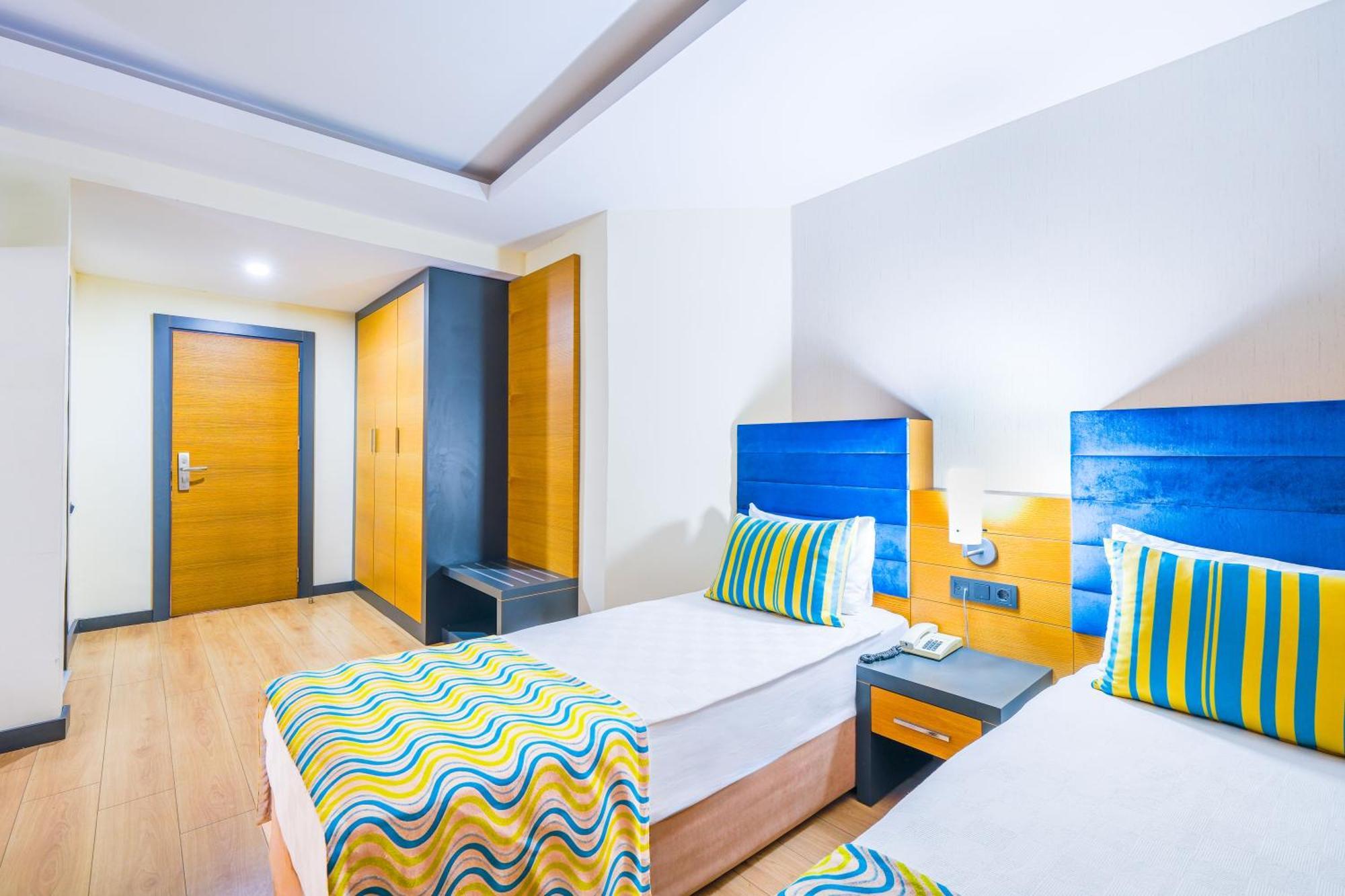 בלדיבי Hotel Sumela Garden מראה חיצוני תמונה