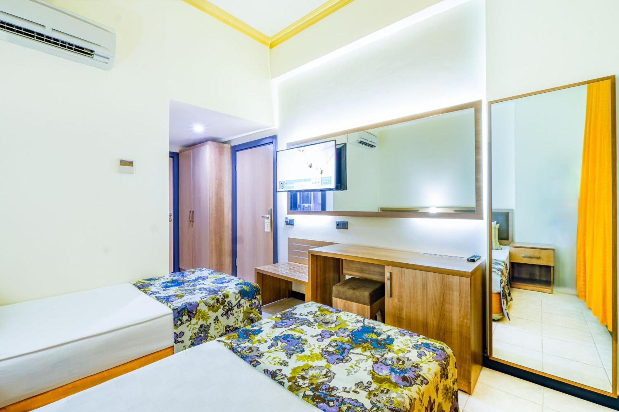 בלדיבי Hotel Sumela Garden מראה חיצוני תמונה