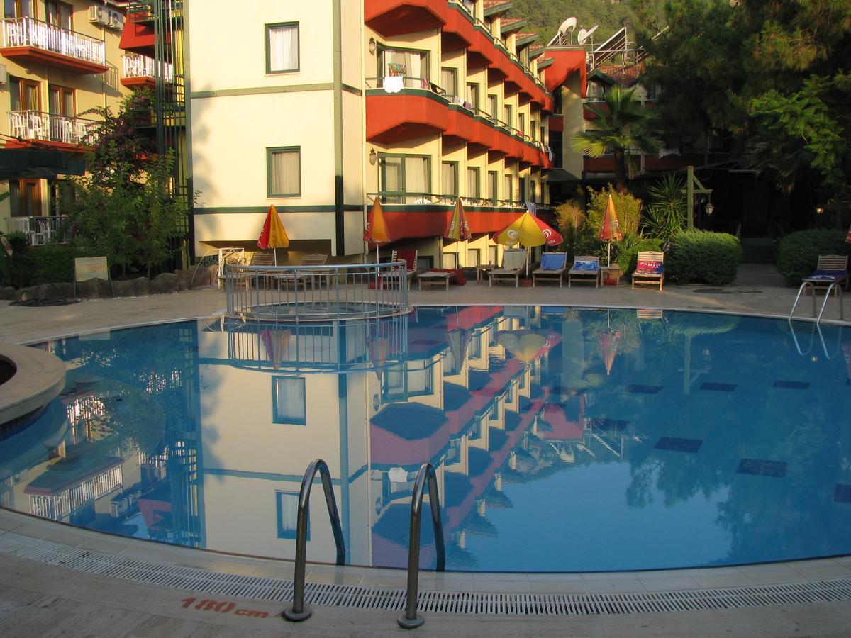 בלדיבי Hotel Sumela Garden מראה חיצוני תמונה