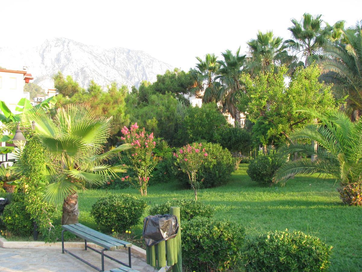 בלדיבי Hotel Sumela Garden מראה חיצוני תמונה
