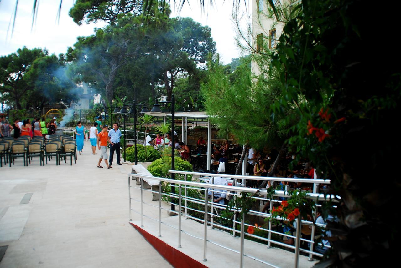 בלדיבי Hotel Sumela Garden מראה חיצוני תמונה