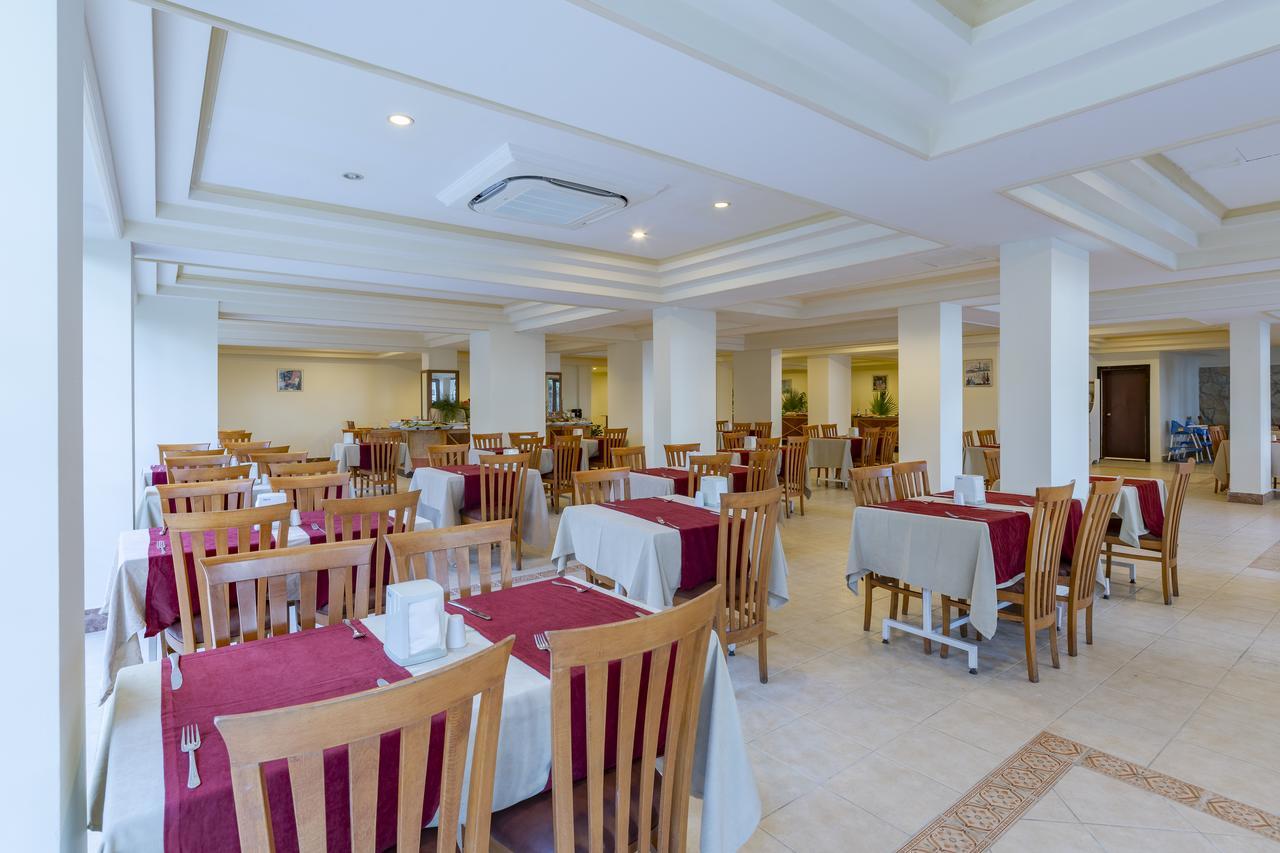 בלדיבי Hotel Sumela Garden מראה חיצוני תמונה