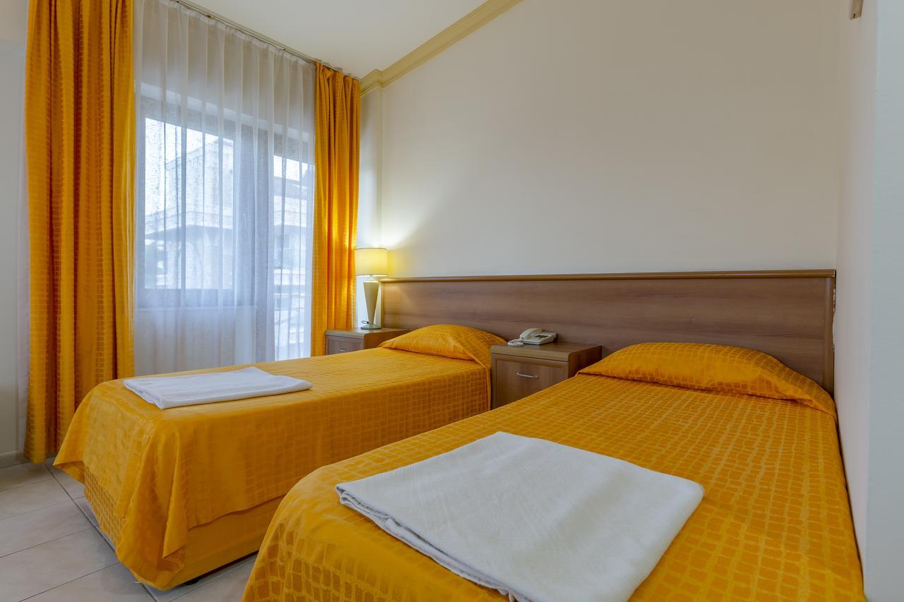 בלדיבי Hotel Sumela Garden מראה חיצוני תמונה